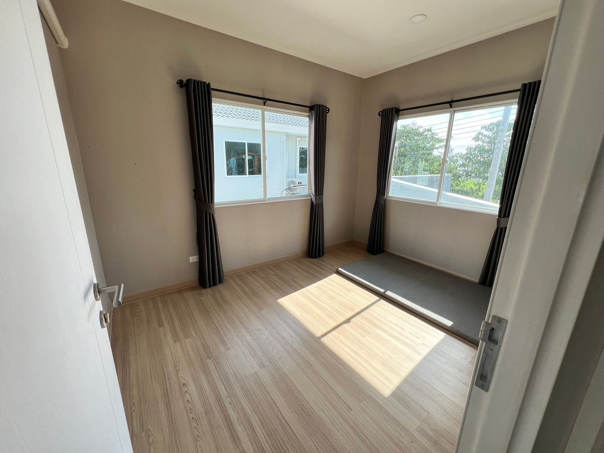 ให้เช่าบ้านปทุมธานี รังสิต ธรรมศาสตร์ : บ้านเดี่ยว ราคาพิเศษ เฟอร์นิเจอร์ครบ ใกล้อ.เมืองปทุม 3ห้องนอน 3ห้องน้ำ