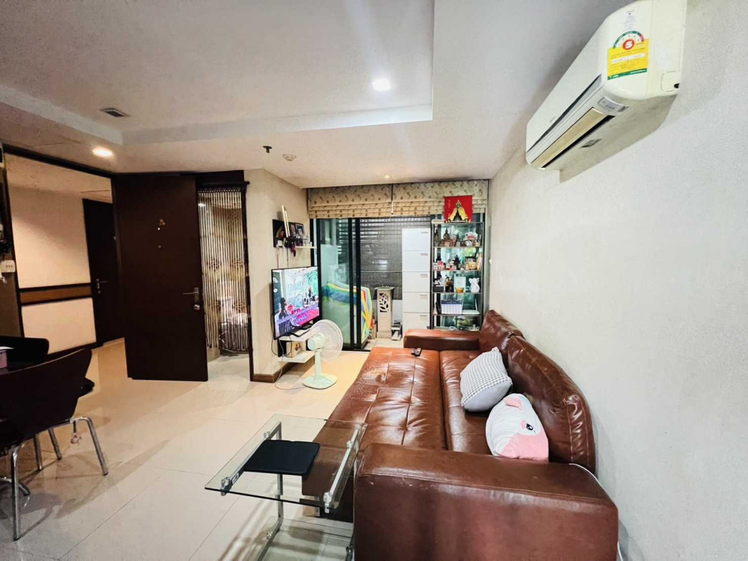 For SaleCondoRatchadapisek, Huaikwang, Suttisan : Condo for sale: JW City Ratchadaphisek 32, 52 sq m, near Central Ladprao