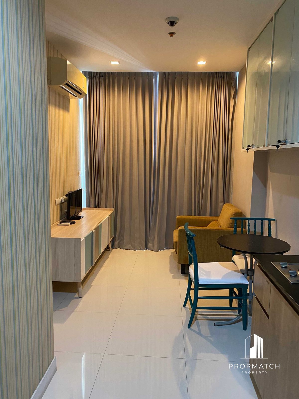 ขายคอนโดราชเทวี พญาไท : ✨Flash Deal ✨IDEO Verve Ratchaprarop ( 1Bed 1Bath 33.25SQM.) พร้อมอยู่ ! เพียง  3,880,000 บาท Tel.0981315848 @propmatch