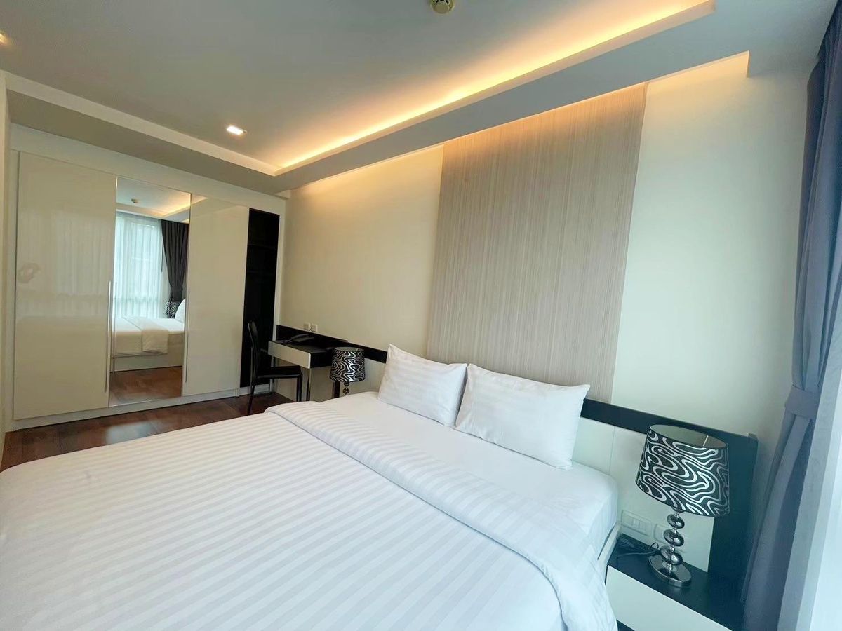 ขายคอนโดสุขุมวิท อโศก ทองหล่อ : ขาย Beverly 33 1 ห้องนอน ขนาด 40 ตรม. สภาพเยี่ยม ห่าง BTS พร้อมพงษ์ 300 ม.