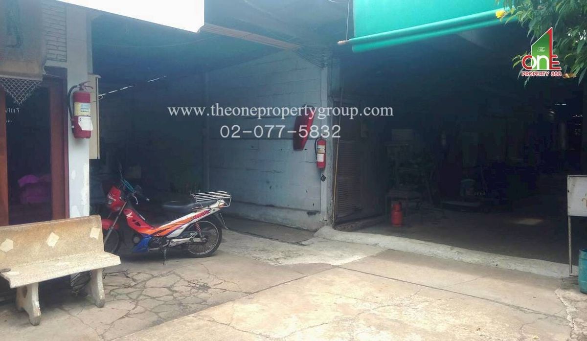 ขายที่ดินนนทบุรี บางใหญ่ บางบัวทอง : ที่ดินพร้อมสิ่งปลูกสร้าง (แปลงริม) 186 ตร.ว. ถนนสามัคคี ซอย 49 ต.ท่าทราย อ.เมืองนนทบุรี จ.นนทบุรี