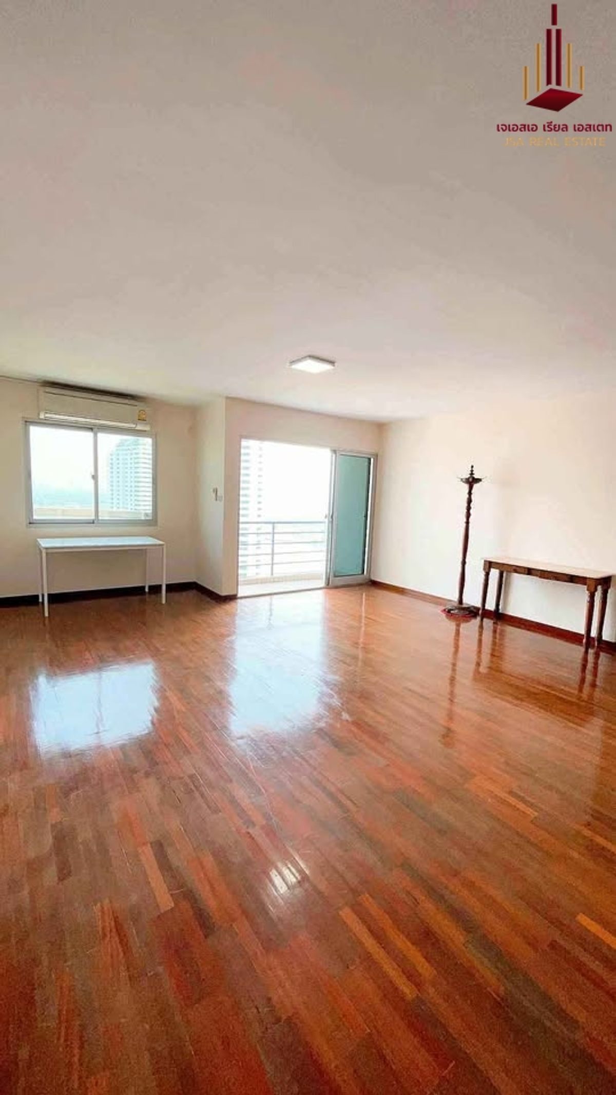 ขายคอนโดพระราม 3 สาธุประดิษฐ์ : ✨ For Sale: SV City Rama 3 Condo ✨💰 Only 3,800,000 THB