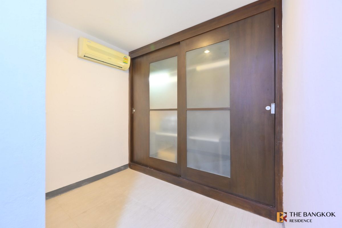 ให้เช่าคอนโดสุขุมวิท อโศก ทองหล่อ :  Baan Suanpetch 💫 𝐒𝐩𝐚𝐜𝐢𝐨𝐮𝐬 𝐚𝐧𝐝 𝐀𝐟𝐟𝐨𝐫𝐝𝐚𝐛𝐥𝐞 𝐋𝐢𝐯𝐢𝐧𝐠 ✨ ใกล้ BTS พร้อมพงษ์ 