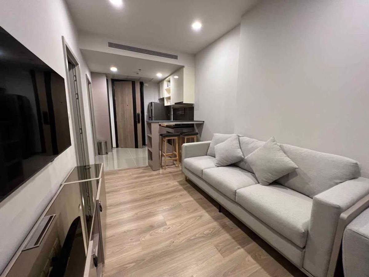 ให้เช่าคอนโดสุขุมวิท อโศก ทองหล่อ : ให้เช่า ✨ OKA HAUS Sukhumvit 36 ✨ เฟอร์นิเจอร์ และ เครื่องใช้ไฟฟ้าครบ ใกล้ BTS ทองหล่อ 