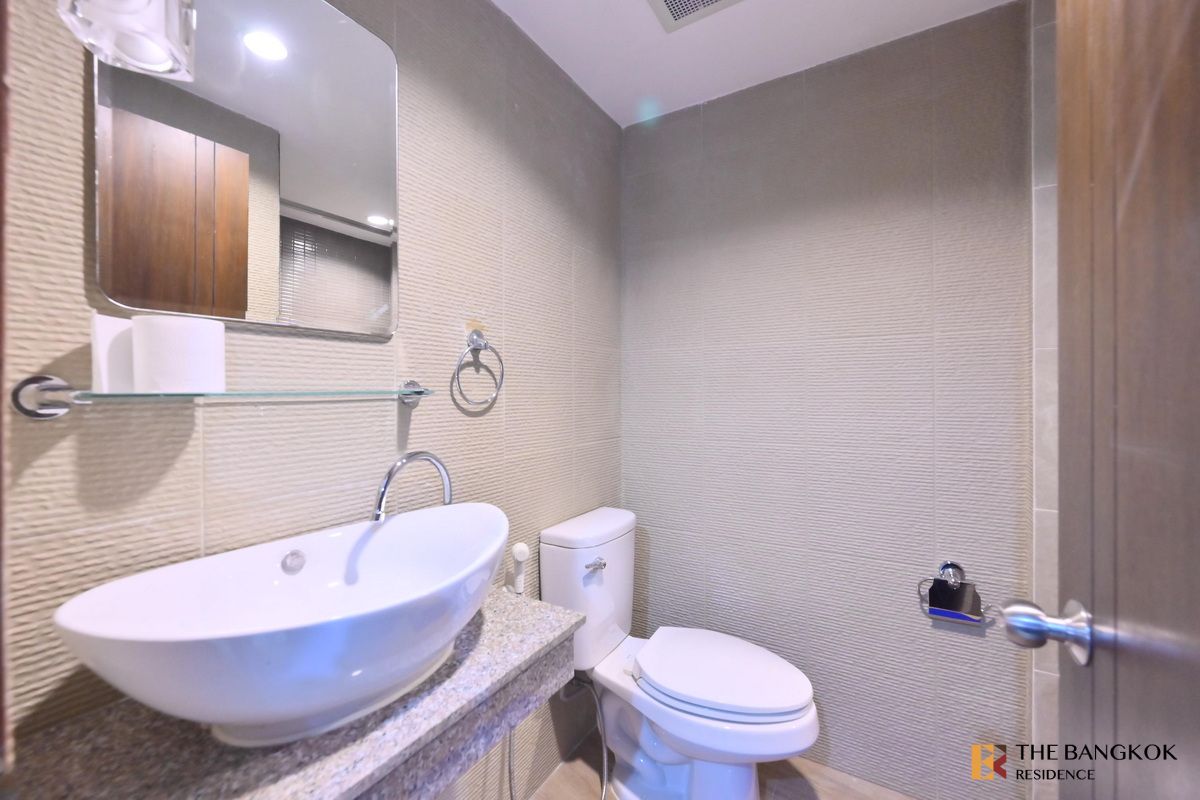 ให้เช่าคอนโดสุขุมวิท อโศก ทองหล่อ :  Baan Suanpetch 💫 𝐒𝐩𝐚𝐜𝐢𝐨𝐮𝐬 𝐚𝐧𝐝 𝐀𝐟𝐟𝐨𝐫𝐝𝐚𝐛𝐥𝐞 𝐋𝐢𝐯𝐢𝐧𝐠 ✨ ใกล้ BTS พร้อมพงษ์ 