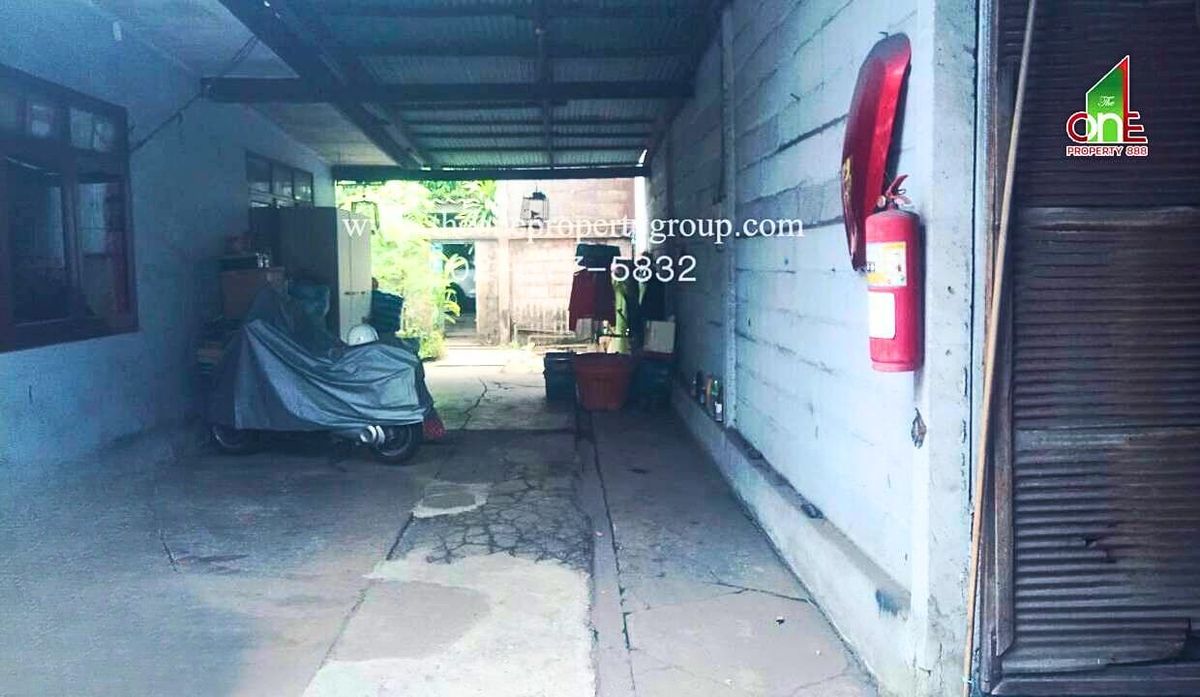 ขายที่ดินนนทบุรี บางใหญ่ บางบัวทอง : ที่ดินพร้อมสิ่งปลูกสร้าง (แปลงริม) 186 ตร.ว. ถนนสามัคคี ซอย 49 ต.ท่าทราย อ.เมืองนนทบุรี จ.นนทบุรี