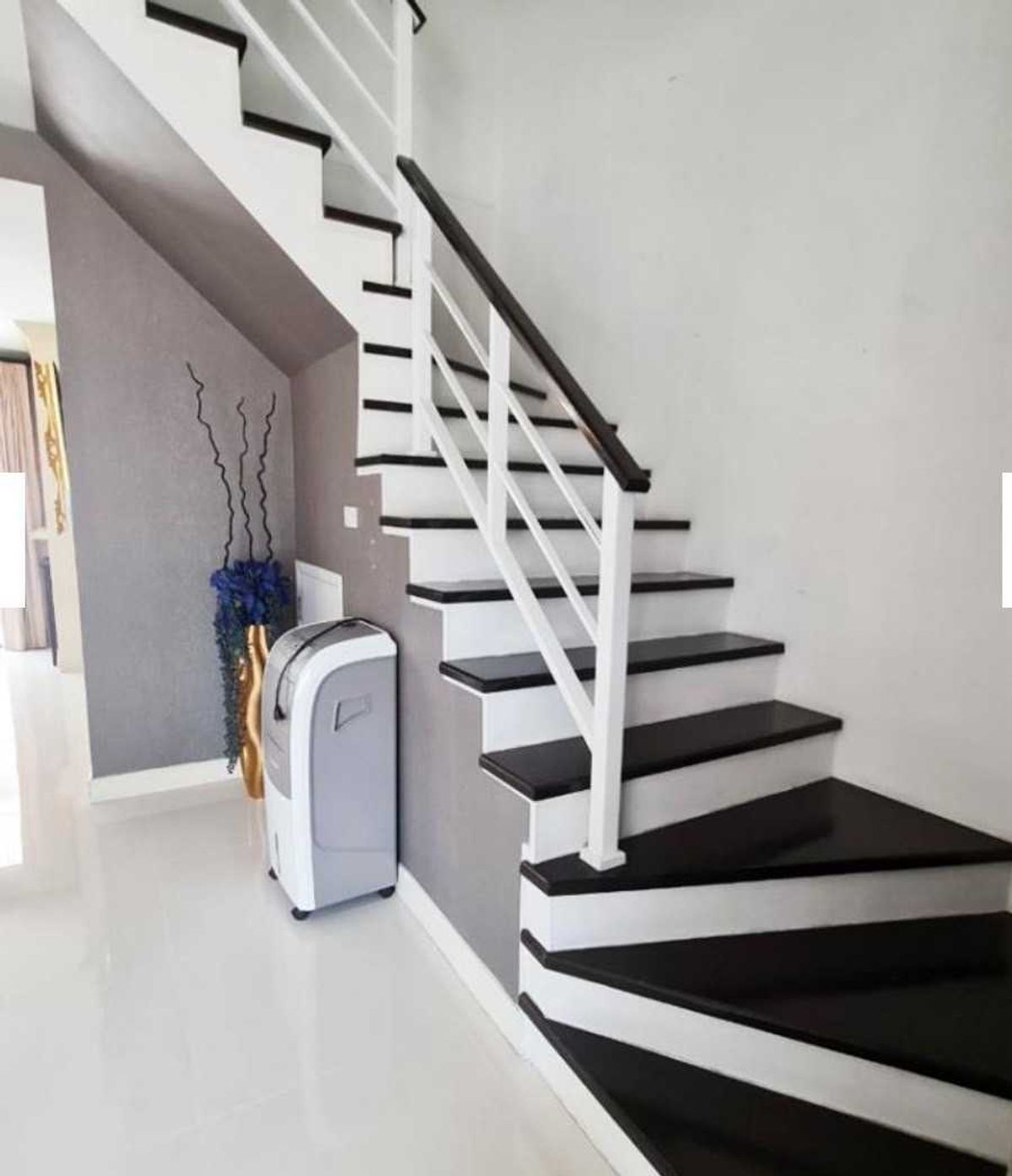 ขายบ้านบางแค เพชรเกษม : ขายบ้านพร้อมผู้เช่า หมู่บ้าน เดอะ คอนเนค อัพ 3 วงแหวน บางแค ใกล้ MRT หลักสอง และ เดอะมอลล์ บางแค