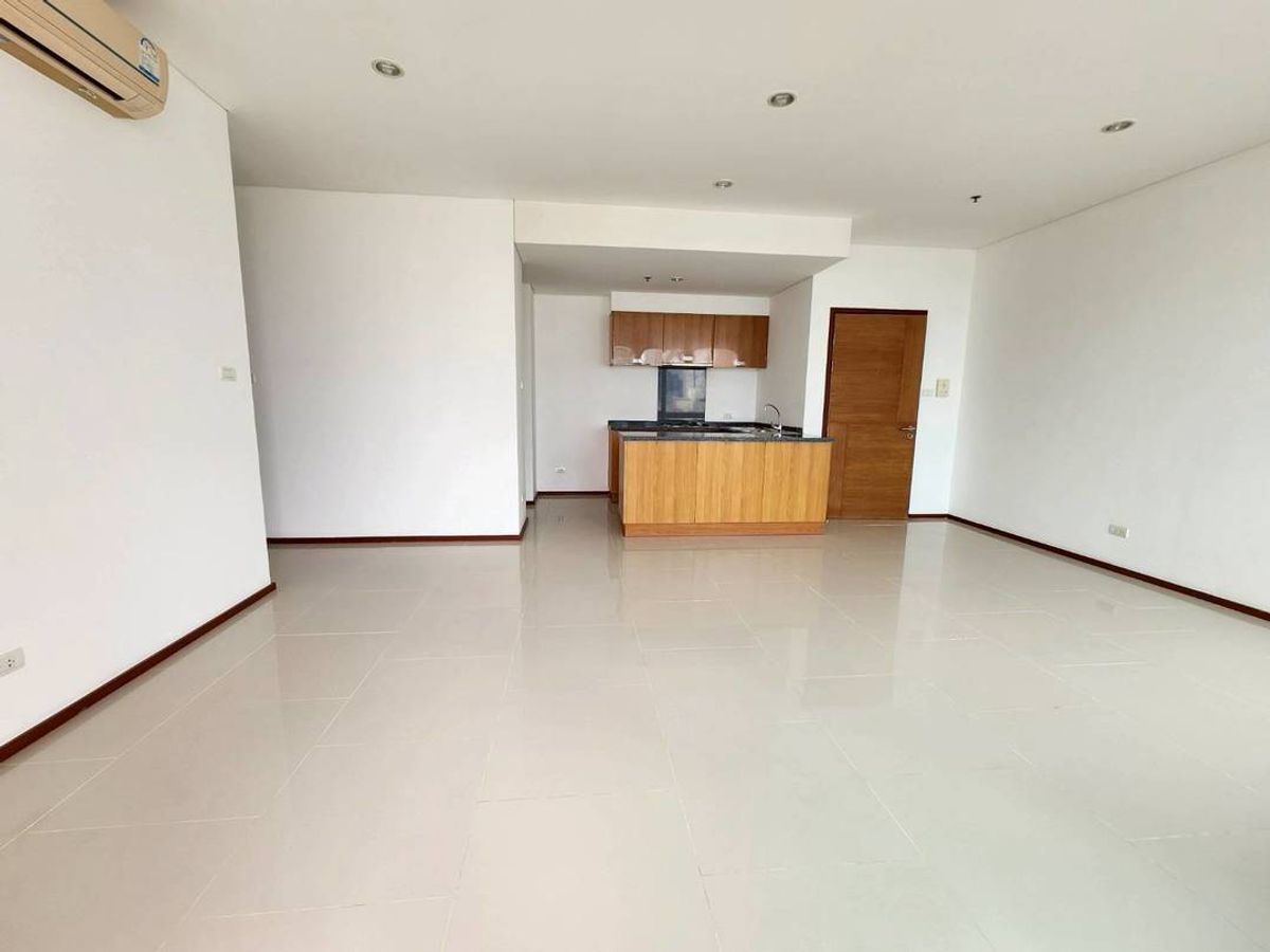 ขายคอนโดวงเวียนใหญ่ เจริญนคร : ขาย!! คอนโด วิลล่า สาทร ใกล้ BTS กรุงธนบุรี ชั้นสูง วิวเมือง