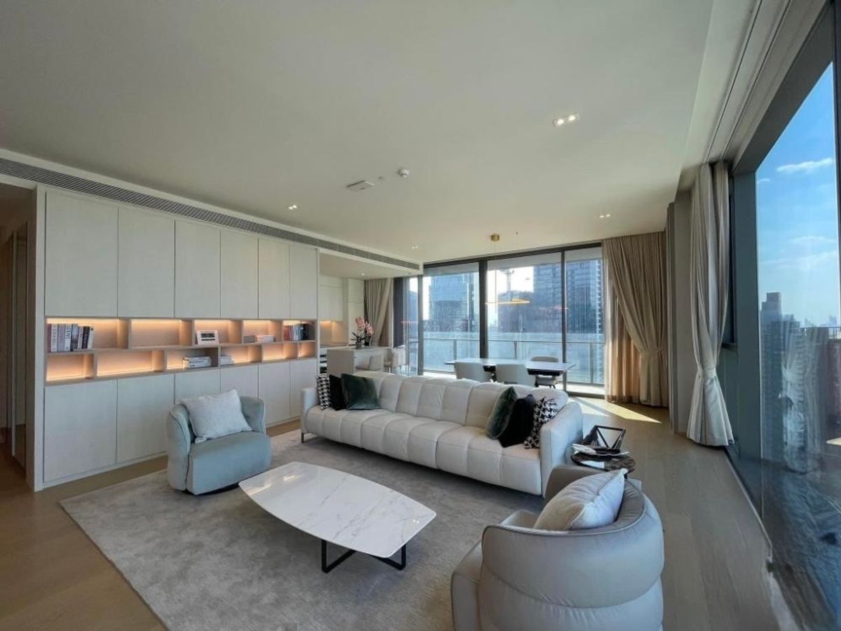 ให้เช่าคอนโดสุขุมวิท อโศก ทองหล่อ : Pet Friendly I Condo For Rent in Thonglor : 3 Bedroom at The Strand Thonglor