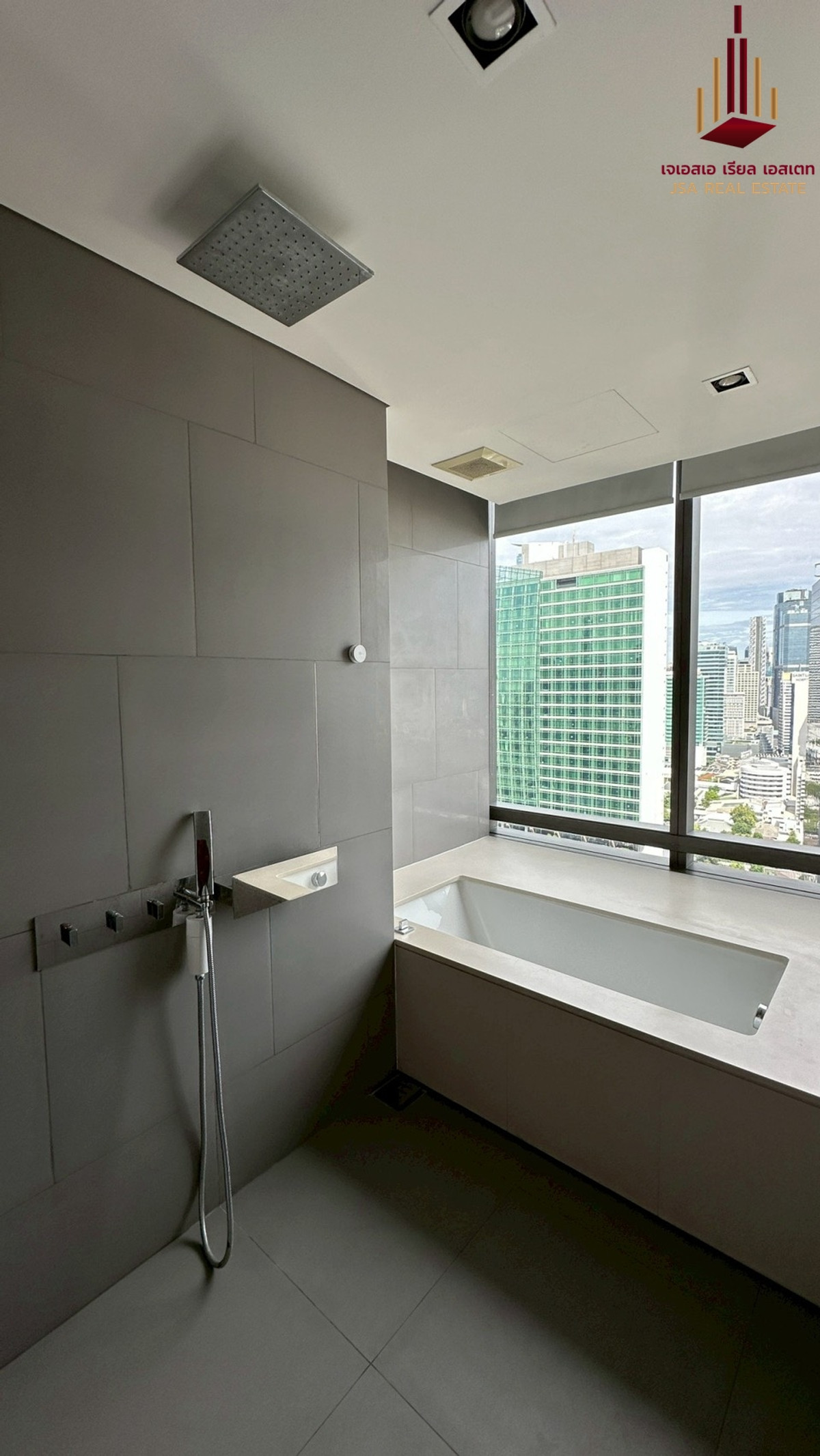 ให้เช่าคอนโดสาทร นราธิวาส : ✨ For Rent: The Bangkok Sathorn Condo ✨  💰 Only 85,000 THB/month
