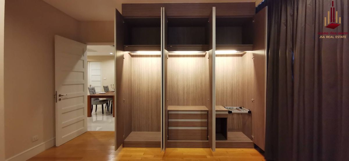 For SaleCondoSukhumvit, Asoke, Thonglor : ✨ For Sale: Aguston Sukhumvit 22 Condo ✨ 💰 ONLY 22,660,000 THB