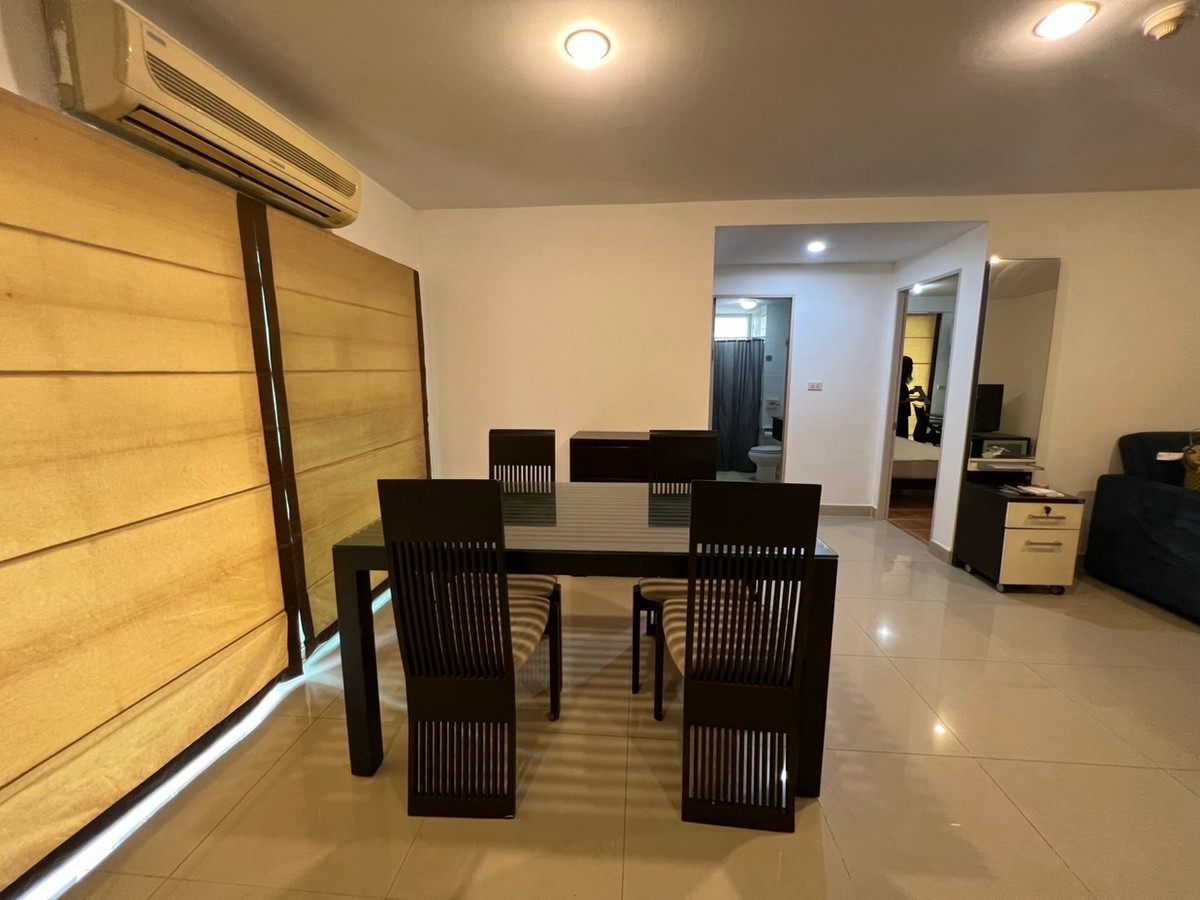 For SaleCondoThaphra, Talat Phlu, Wutthakat : Sold with a condo furniture on the ground, gardening, planting trees No need to take the elevator