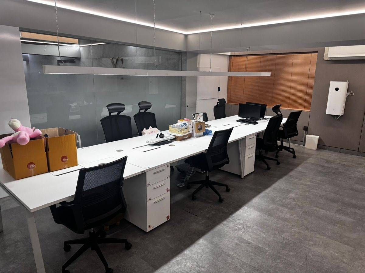 For RentOfficeRama9, Petchburi, RCA : Office and residence in the same place! Reflect your success and leadership. Sell/rent Stand-Alone Office Building 5 layers.