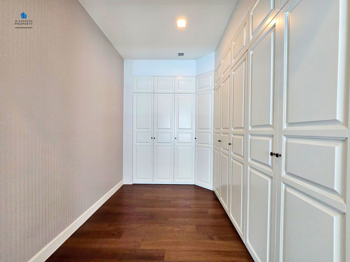 ขายบ้านบางนา แบริ่ง ลาซาล : *โปรแรง* ขายบ้านเดี่ยวระดับ Super Luxury นาราสิริ บางนา เนื้อที่ใหญ่ 4 ห้องนอน 5 ห้องน้ำ 8 ที่จอดรถ 397 ตรม. บนที่ดิน 137 ตรว.