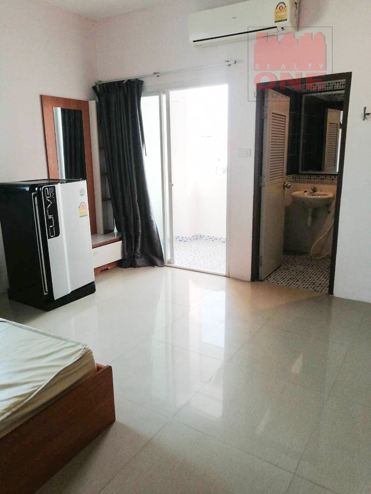 ขายกิจการโรงแรม & กิจการอพาร์ตเมนต์มหาสารคาม : ขายหอพักทำเลทอง ใกล้มหาวิทยาลัยราชภัฏมหาสารคาม 4 ชั้น 34 ห้อง