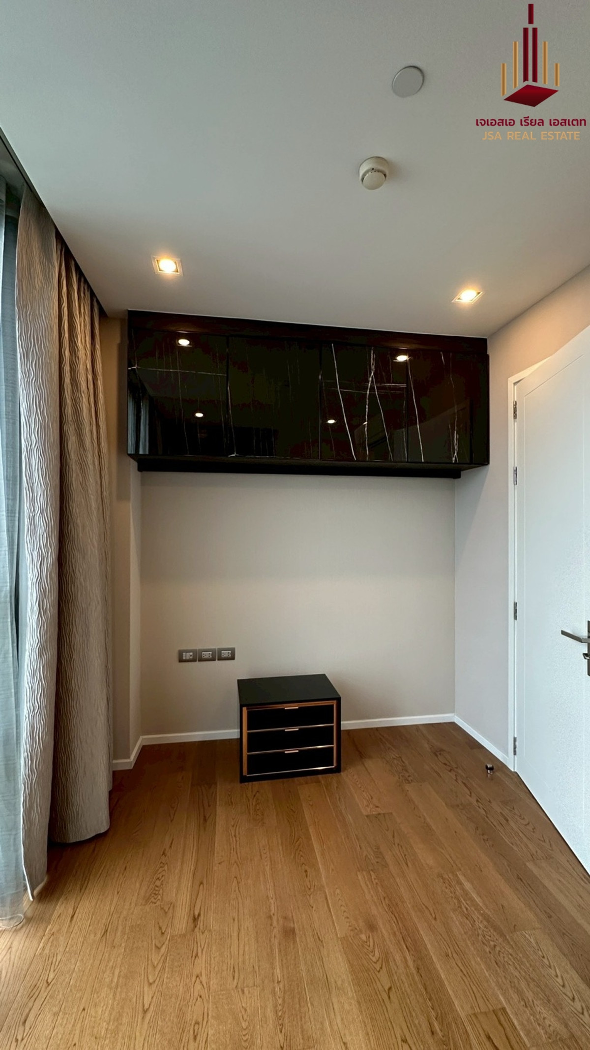 ให้เช่าคอนโดสาทร นราธิวาส : ✨ For Rent: The Bangkok Sathorn Condo ✨  💰 Only 85,000 THB/month