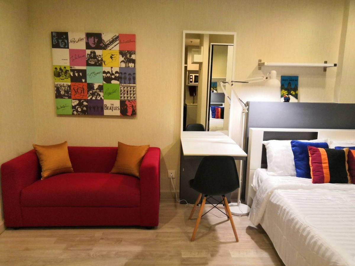 ขายคอนโดอ่อนนุช อุดมสุข : For Sale Ideo Mobi Sukhumvit area 22 sqm  2.65MB next to BTS Onnut