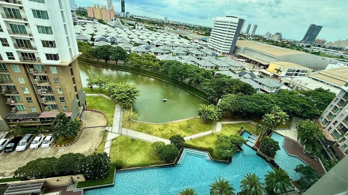 For RentCondoBangna, Bearing, Lasalle : Rent The Parkland Srinakarin Lakeside (The Parkland Srinakarin Lake Side)  🛏️ 1 bedroom 🛁 1 bathroom 🛋️ 1 living room, size 38 sqm. Building 1, floor 12 🌅 View Saket ✨ Price 12,000 baht ✨