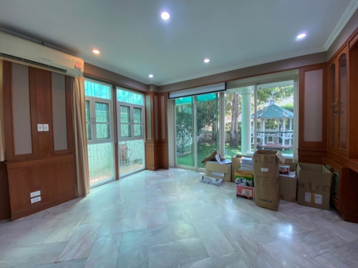 ให้เช่าบ้านลาดพร้าว เซ็นทรัลลาดพร้าว : ให้เช่า ด่วน! บ้านเดี่ยว 2 ชั้น หมู่บ้านลาดพร้าว 2 ถนน ประดิษฐ์มนูธรรม เลียบด่วนเอกมัย รามอินทรา ซอยโยธินพัฒนา 102 ตร.วา 320 ตรม. 3 ห้องนอน 3 ห้องน้ำ หลัง Chic Republic