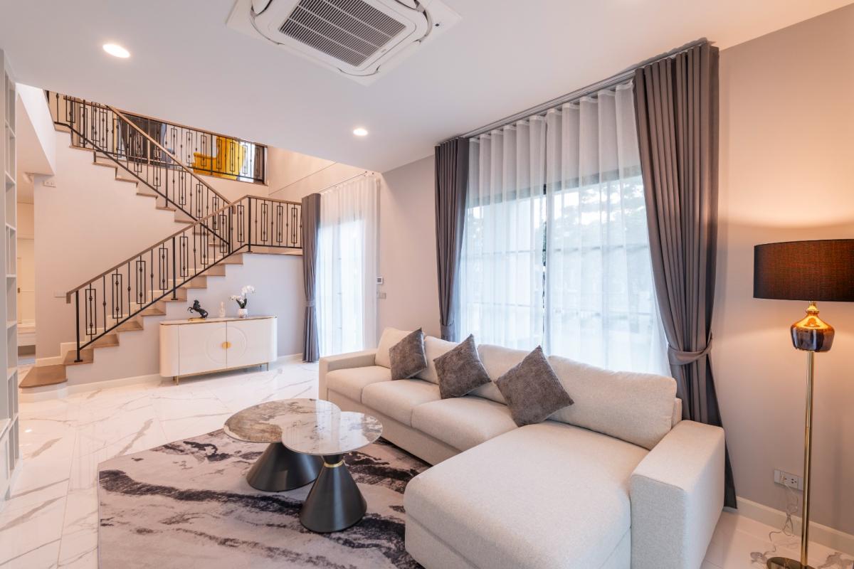 ให้เช่าบ้านลาดกระบัง สุวรรณภูมิ : 🔥เช่าด่วน+🔥เศรษฐสิริ บางนา-สุวรรณภูมิ ใกล้สนามบินสุวรรณภูมิ เฟอร์นิเจอร์ครบ พร้อมเข้าอยู่