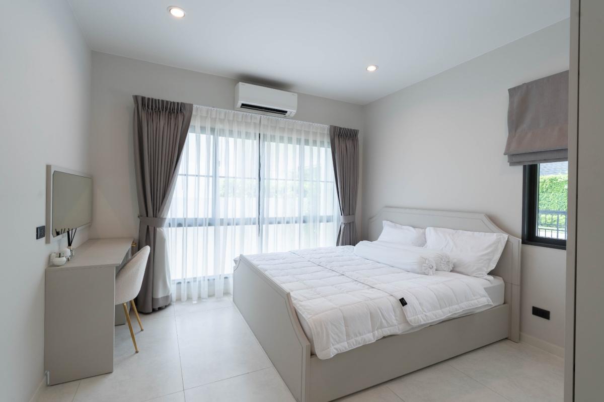 ให้เช่าบ้านบางนา แบริ่ง ลาซาล : 🔥เช่าด่วน+🔥เศรษฐสิริ บางนา กม.10 ใกล้ Design Village บางนา เฟอร์นิเจอร์ครบ พร้อมเข้าอยู่