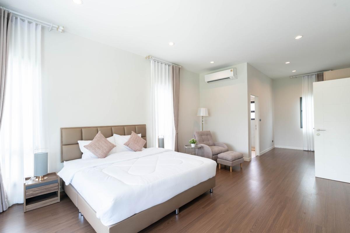 ให้เช่าบ้านบางนา แบริ่ง ลาซาล : 🔥เช่าด่วน+🔥เศรษฐสิริ บางนา กม.10 ใกล้ Design Village บางนา เฟอร์นิเจอร์ครบ พร้อมเข้าอยู่