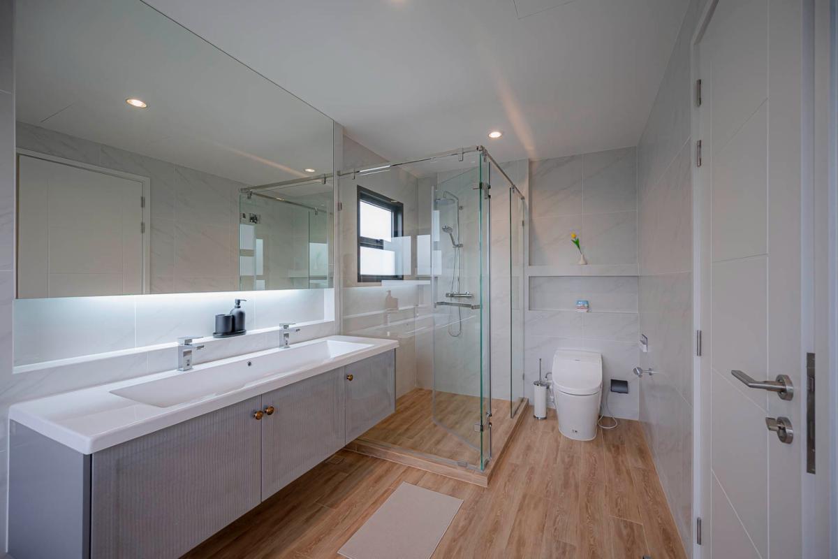 ให้เช่าบ้านบางนา แบริ่ง ลาซาล : 🔥เช่าด่วน+🔥เศรษฐสิริ บางนา กม.10 ใกล้ Design Village บางนา เฟอร์นิเจอร์ครบ พร้อมเข้าอยู่