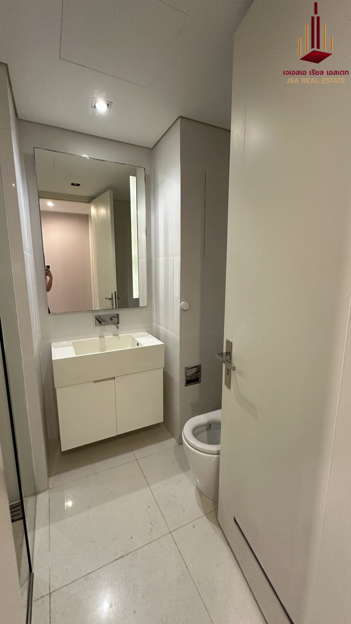 ให้เช่าคอนโดสาทร นราธิวาส : ✨ For Rent: The Bangkok Sathorn Condo ✨  💰 Only 85,000 THB/month