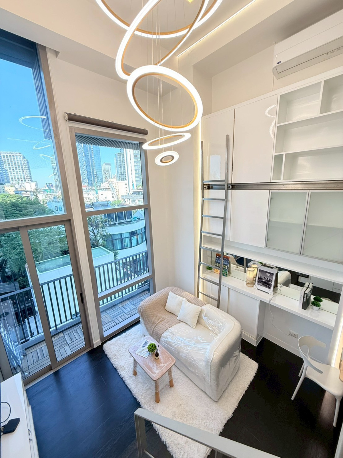 ให้เช่าคอนโดสุขุมวิท อโศก ทองหล่อ : Ideo Morph 38