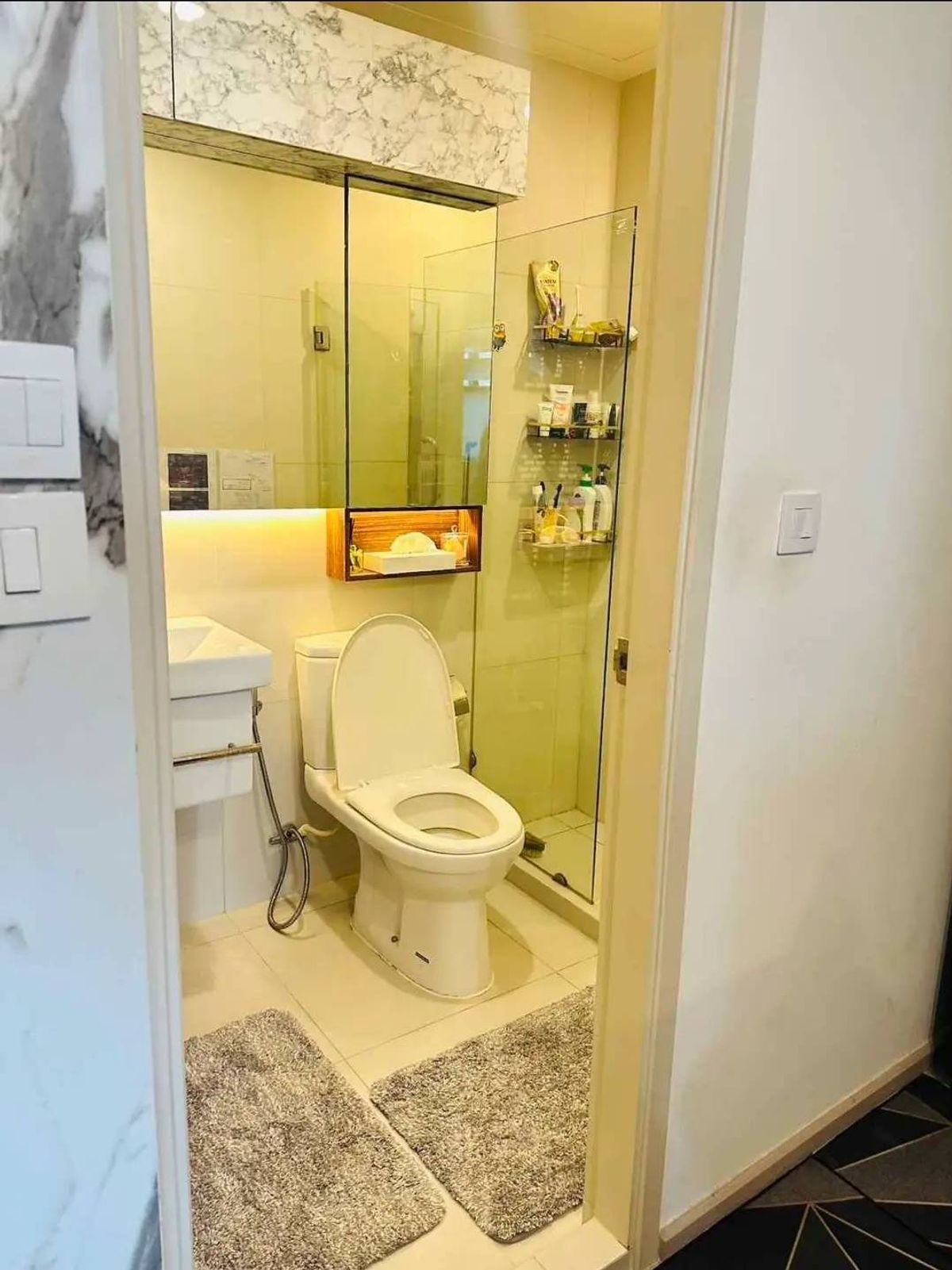 ให้เช่าคอนโดพระราม 9 เพชรบุรีตัดใหม่ RCA : 💥ST-8621💥ว่าง ให้ เช่า  ไลฟ์ อโศก 👉แอดไลน์ @seecondo 