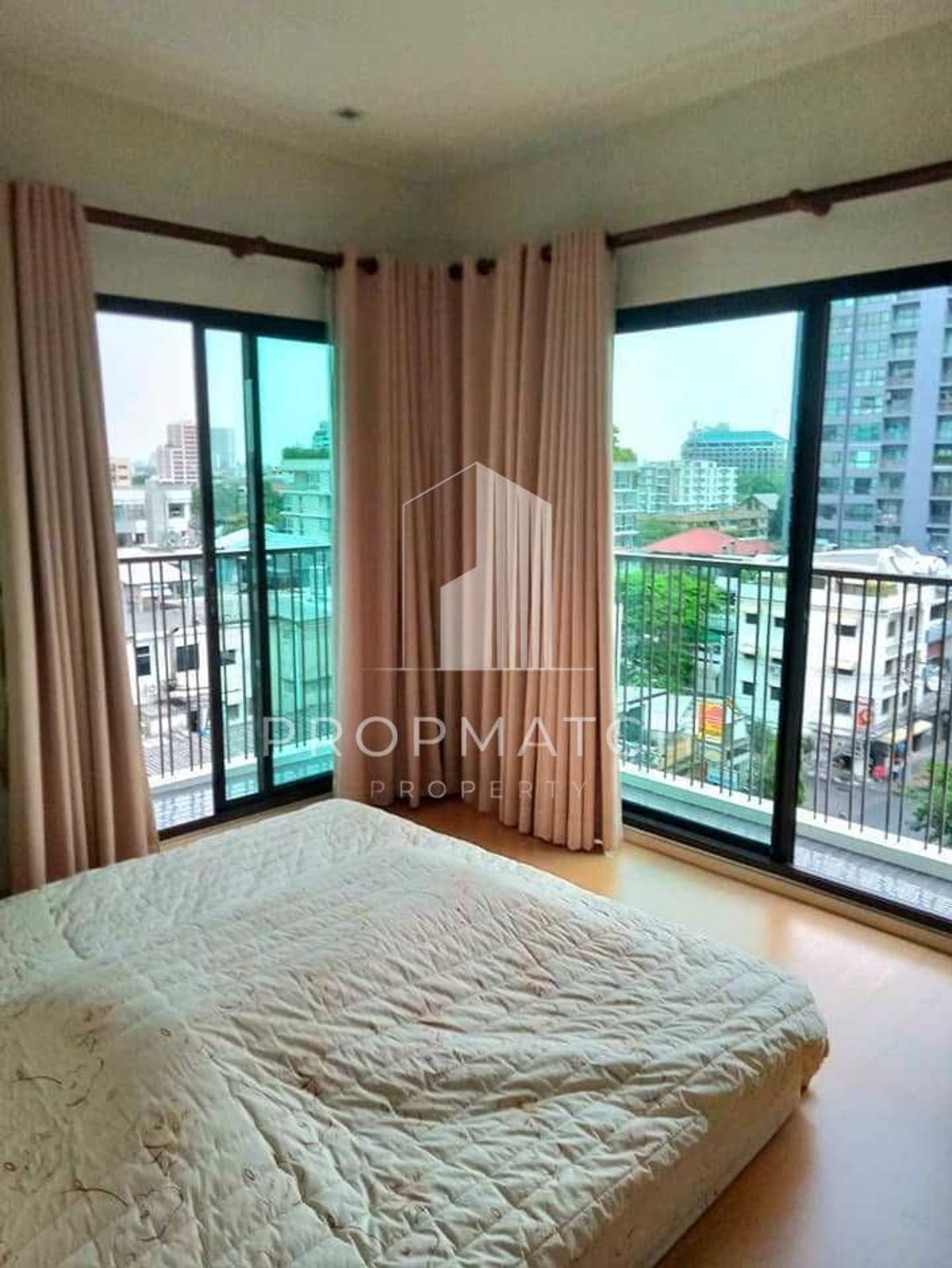 ขายคอนโดอารีย์ อนุสาวรีย์ : 🔥ห้องว่างพร้อมขาย🔥คอนโดใจกลางอารีย์ Noble Reform (1 bed 53.23 sqm) เพียง 7.99 MB เท่านั้น‼️ Tel.093-9796392 K.เฌอ