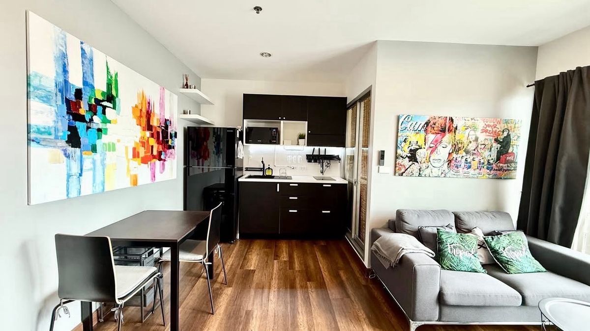 For RentCondoBangna, Bearing, Lasalle : Rent The Parkland Srinakarin Lakeside (The Parkland Srinakarin Lake Side)  🛏️ 1 bedroom 🛁 1 bathroom 🛋️ 1 living room, size 38 sqm. Building 1, floor 12 🌅 View Saket ✨ Price 12,000 baht ✨