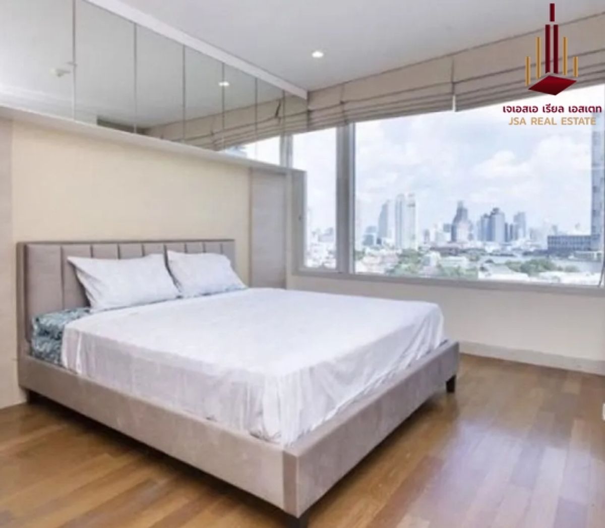 For SaleCondoWongwianyai, Charoennakor : ✨ For Sale: Watermark Chaophraya River condo ✨ 💰 ONLY 12,000,000 THB