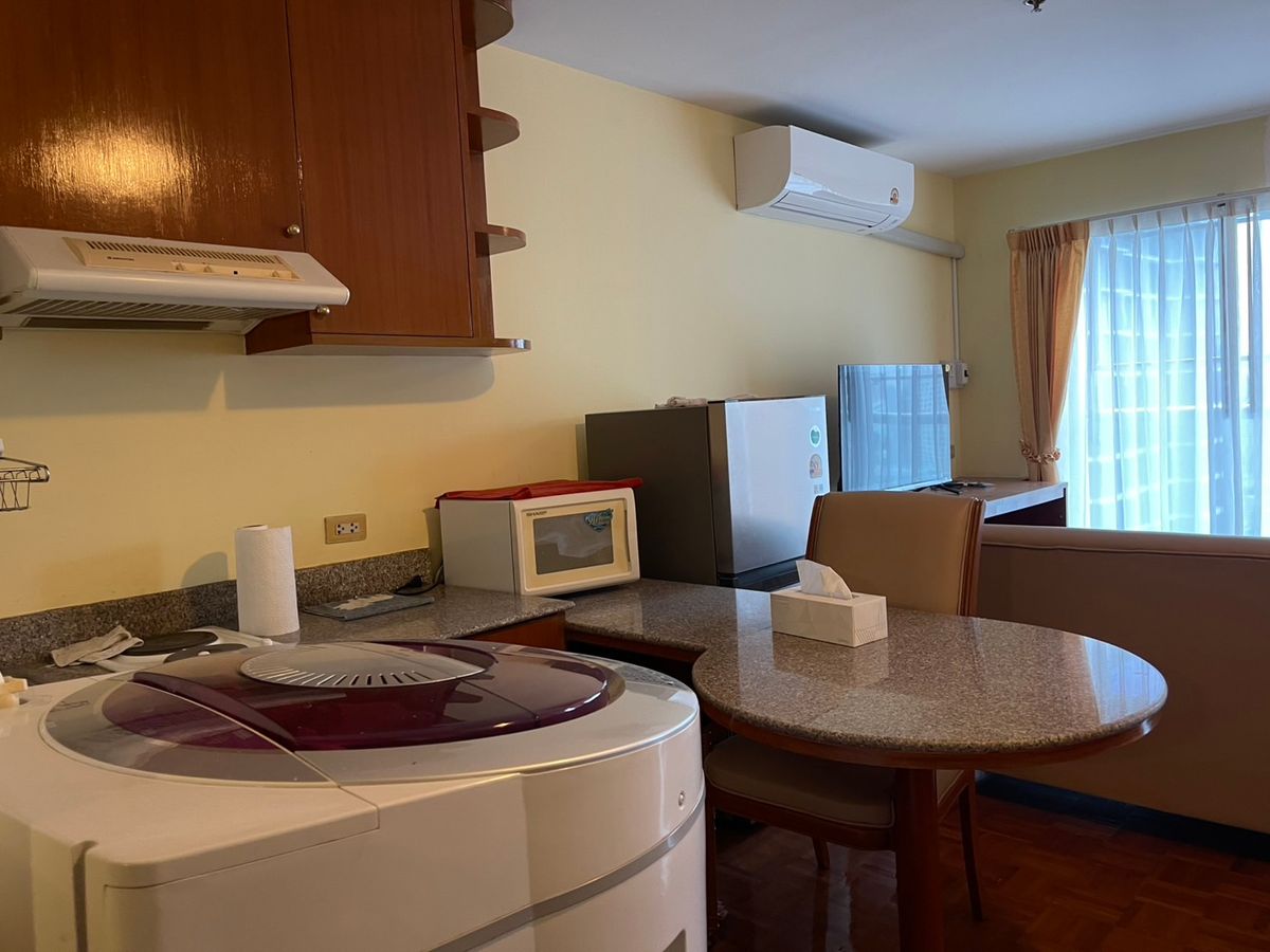 ให้เช่าคอนโดสีลม ศาลาแดง บางรัก : เช่า ห้องคอนโด สีลม สวีท (สาทร 12)