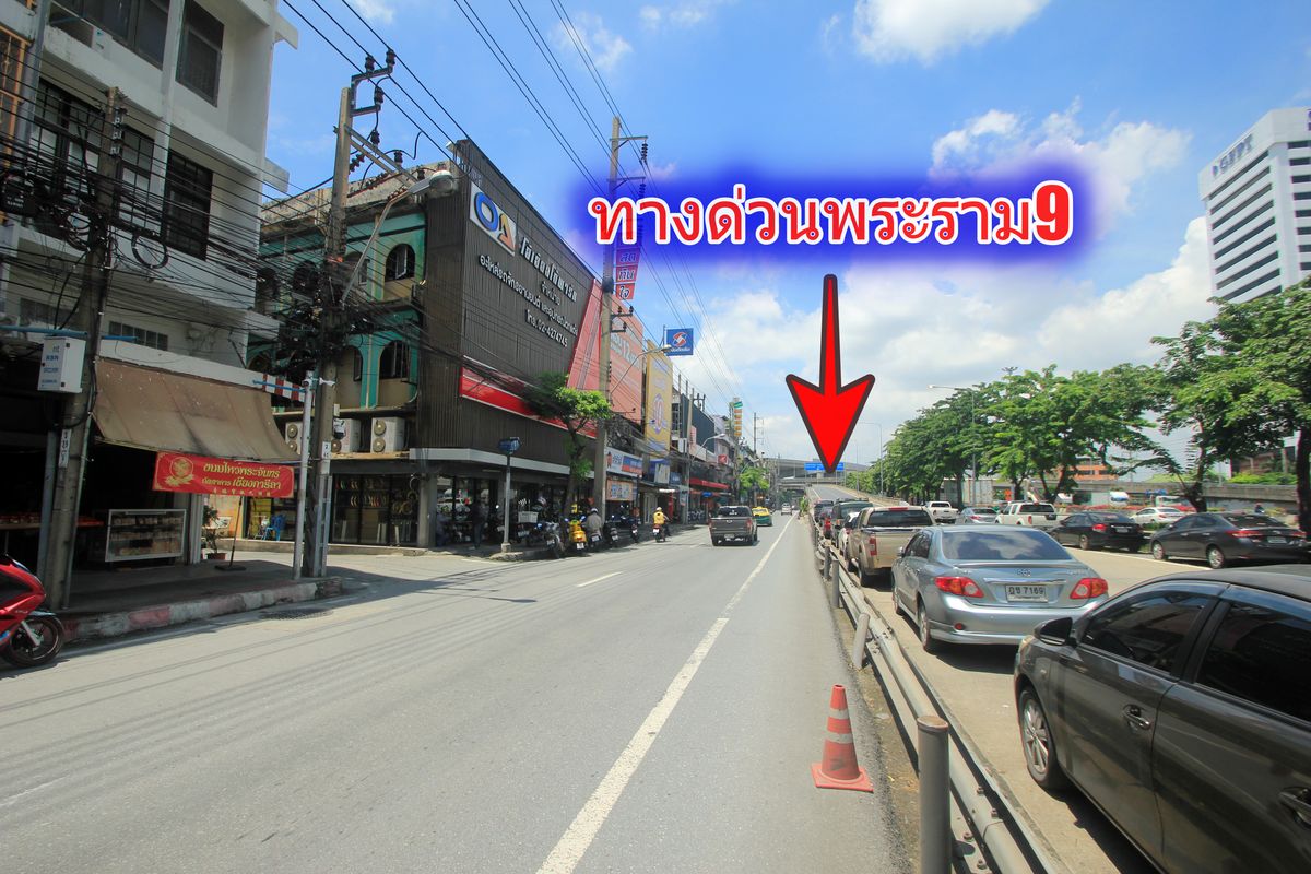 For SaleShop HouseRathburana, Suksawat : Commercial Building, Rama 2, Soi 11, O EA Market, Rama 9 Expressway Seen Tara Rama 2, corner room, 3 rooms, 40 meters, location, trading, opening offices, making dormitory, convenient to travel in many directions.