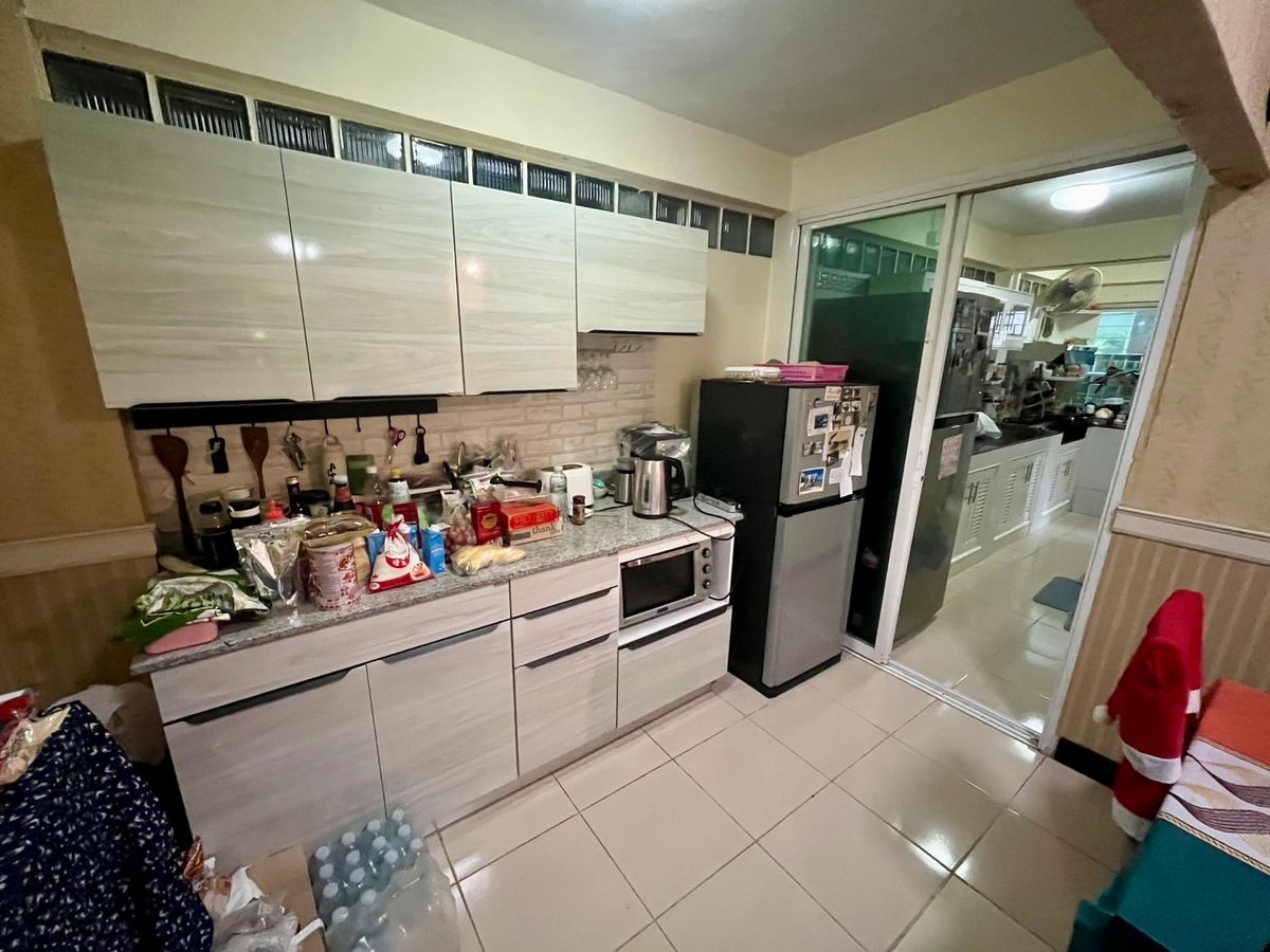 ขายบ้านรามคำแหง หัวหมาก : ขายบ้านเดี่ยว รีโนเวทใหม่ทั้งหลัง หมู่บ้านกิตตินิเวศน์ ซอยรามคำแหง 68 บ้านขนาดใหญ่ ทำเลดี พื้นที่ใช้สอยกว้าง เหมาะสำหรับอยู่อาศัยหรือทำโฮมออฟฟิศ