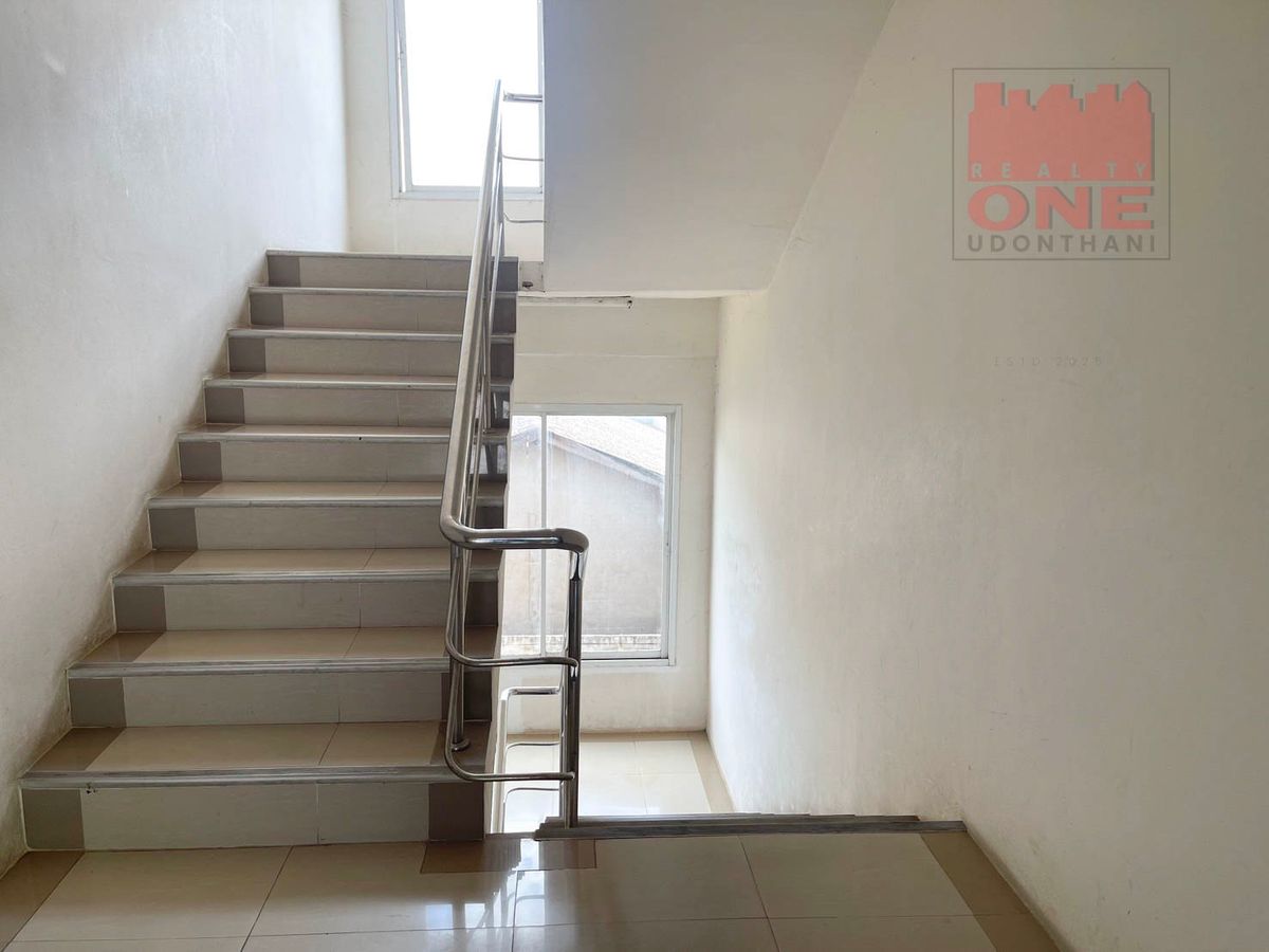 ขายกิจการโรงแรม & กิจการอพาร์ตเมนต์มหาสารคาม : ขายหอพักทำเลทอง ใกล้มหาวิทยาลัยราชภัฏมหาสารคาม 4 ชั้น 34 ห้อง