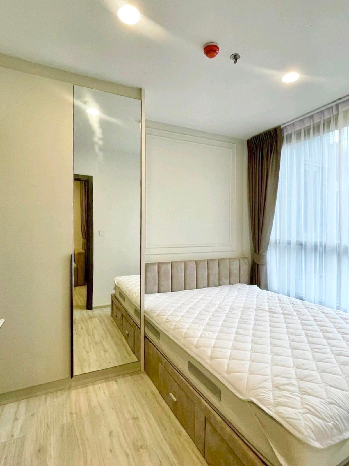 For SaleCondoRatchadapisek, Huaikwang, Suttisan : XT Huaikhwang 1 Bedroom 35 SQM Sell Selling very urgent sales. Beautiful rooms.