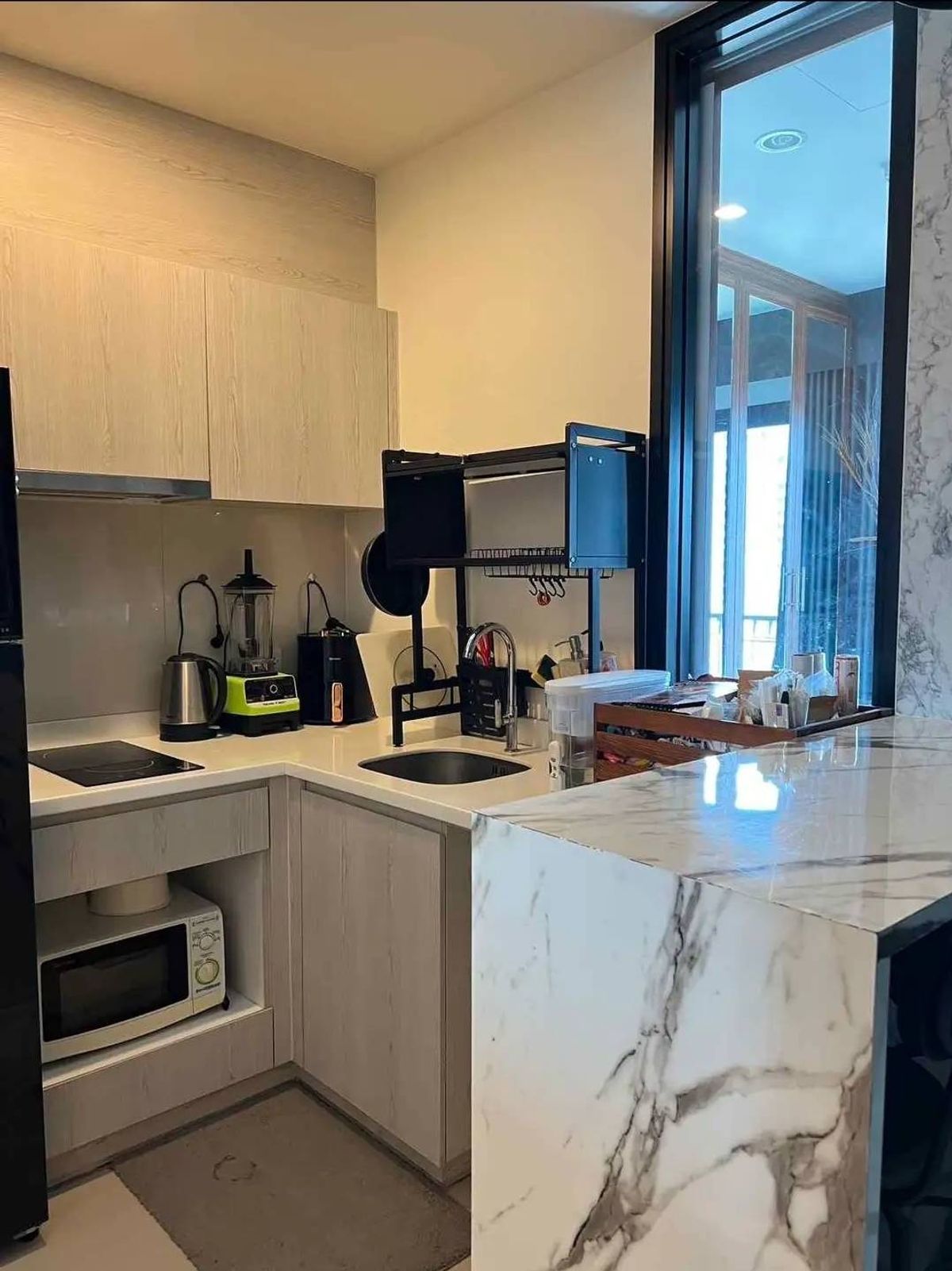 ให้เช่าคอนโดพระราม 9 เพชรบุรีตัดใหม่ RCA : 💥ST-8621💥ว่าง ให้ เช่า  ไลฟ์ อโศก 👉แอดไลน์ @seecondo 