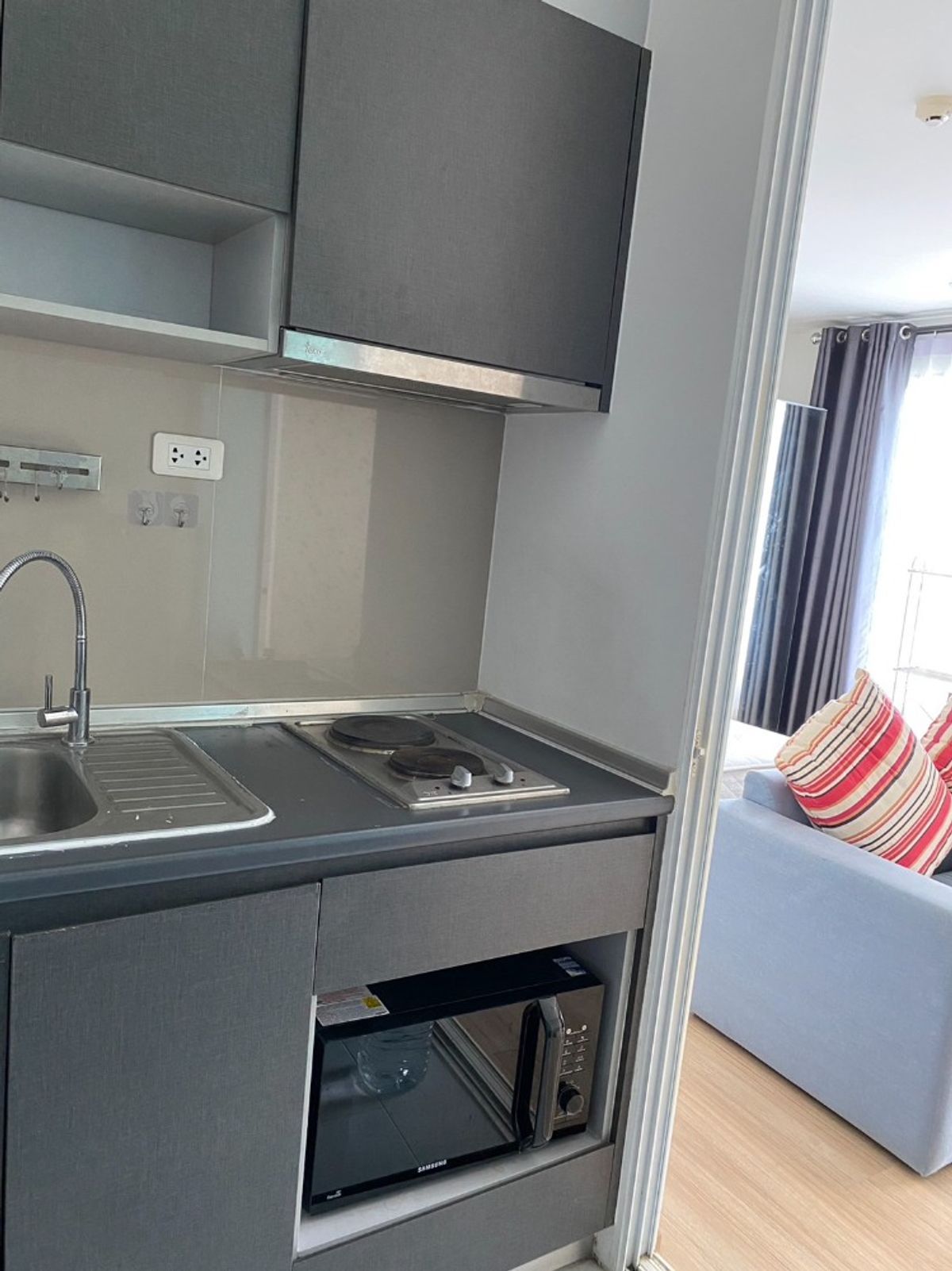 For SaleCondoRama9, Petchburi, RCA : The decoration room is beautiful. Very good price !! ⭐The Base Rama 9-Ramkhamhaeng