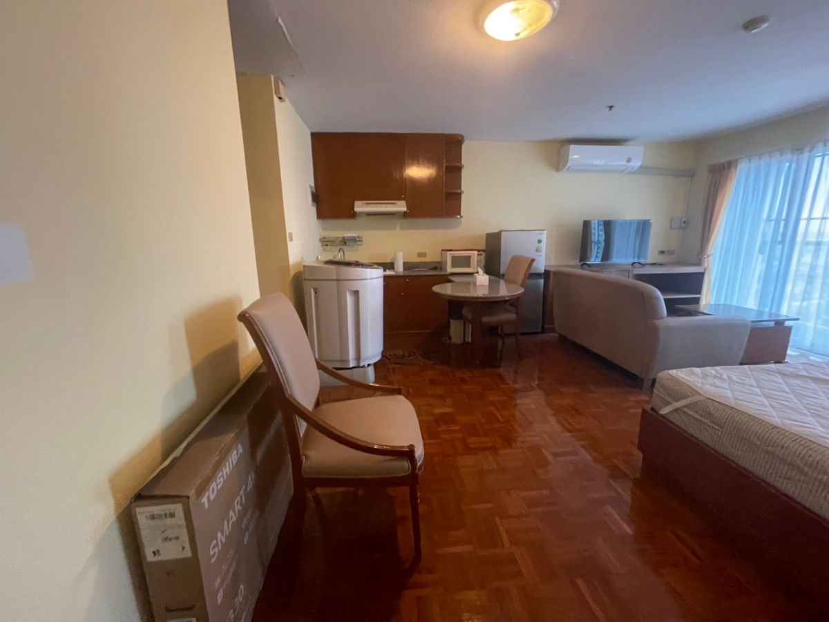 ให้เช่าคอนโดสีลม ศาลาแดง บางรัก : เช่า ห้องคอนโด สีลม สวีท (สาทร 12)