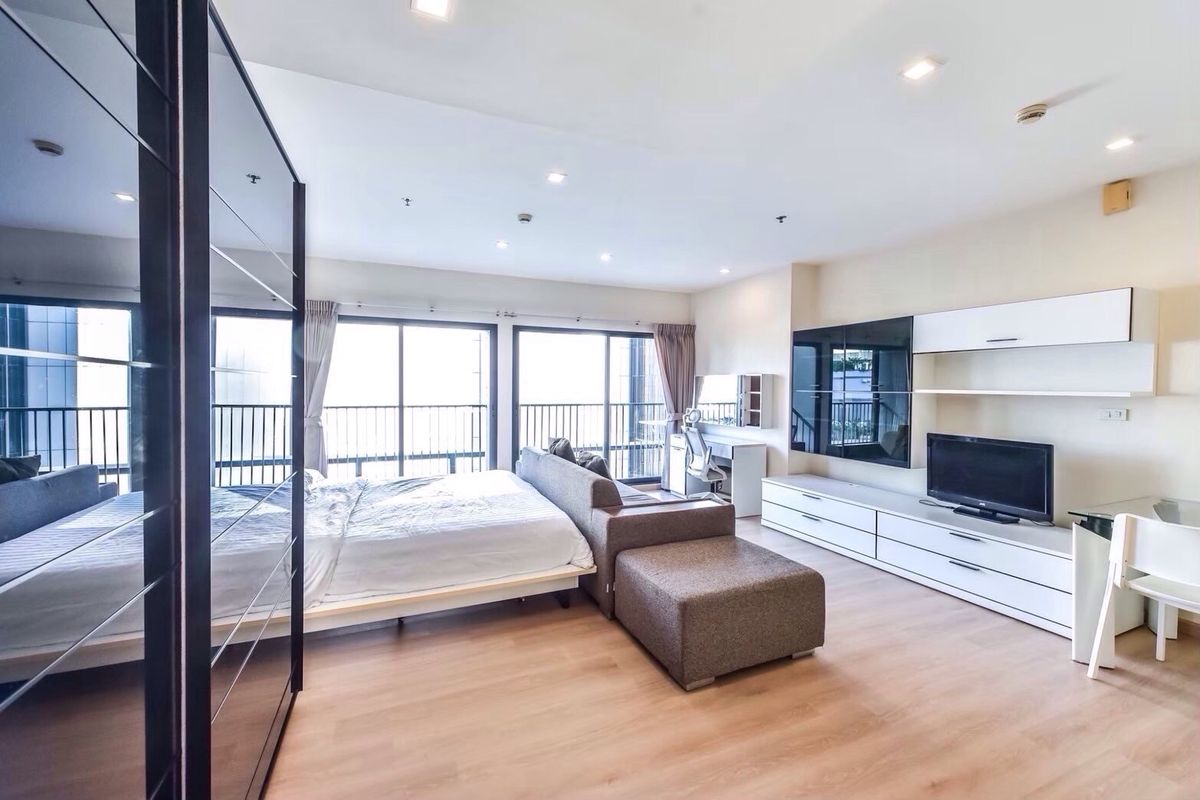 For RentCondoSukhumvit, Asoke, Thonglor : Urgent rent, Noble Remix, Building A, Floor 7, with Thonglor Sukhumvit 36