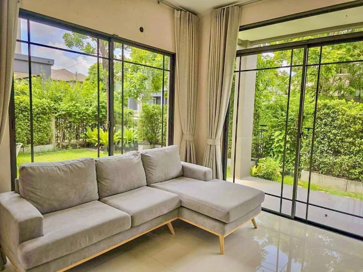 For RentHousePathum Thani,Rangsit, Thammasat : Single house for rent ✨ Bangkok Boulevard Rangsit ✨ 5 bedrooms, 3 bathrooms, fully furnished and equipped with appliances