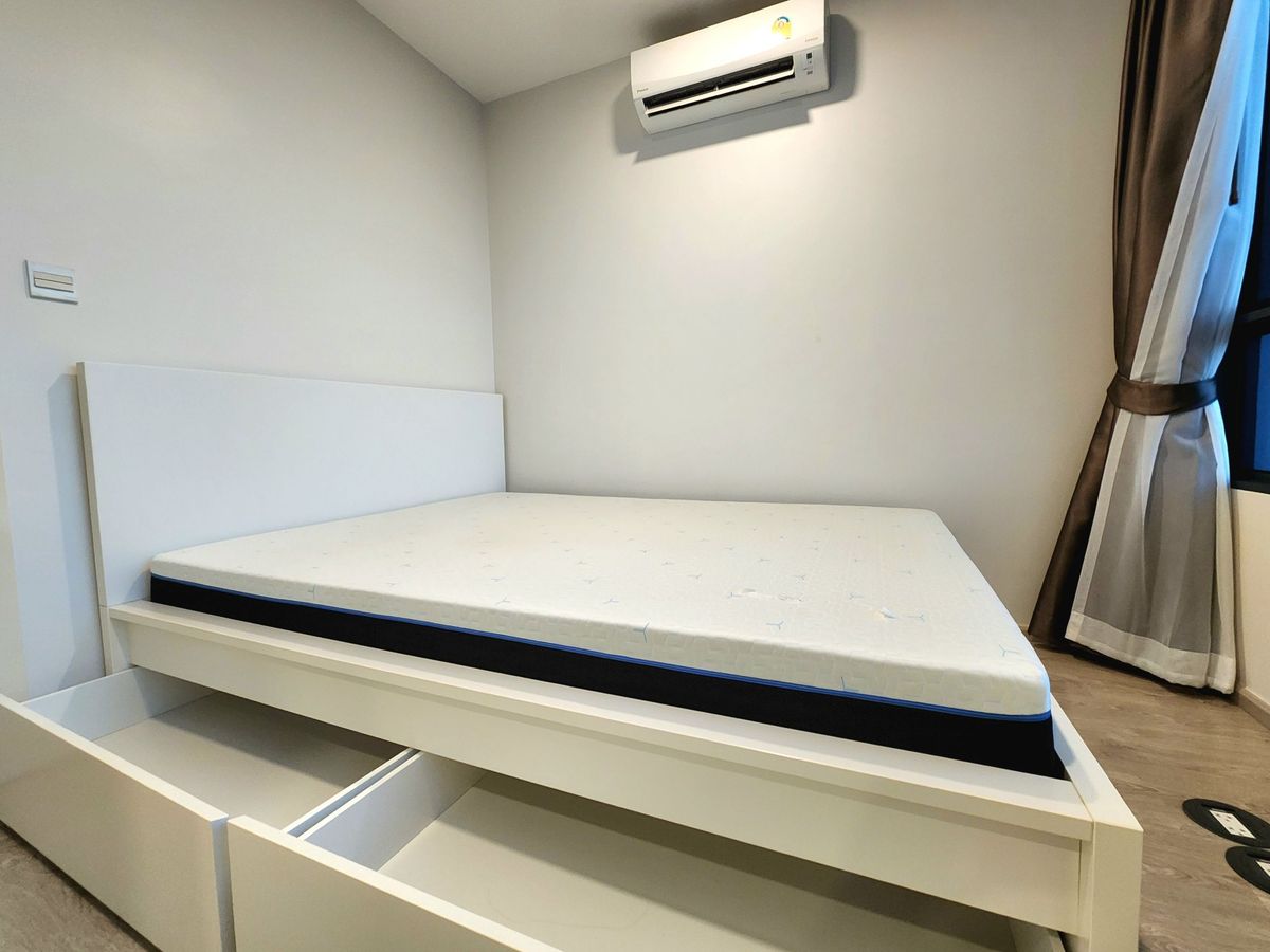 คอนโดปิ่นเกล้า จรัญสนิทวงศ์ : ขายห้องมุม มี 3 ทิศ เหนือ ตะวันตก และทิศใต้ ขายพร้อมอยู่แล้วคอนโด ทำเลศิริราช The Tree จรัญ 30 **แบบ ห้องหายาก 1 ชั้น มี1 ห้อง **โทนขาวมินิมอล