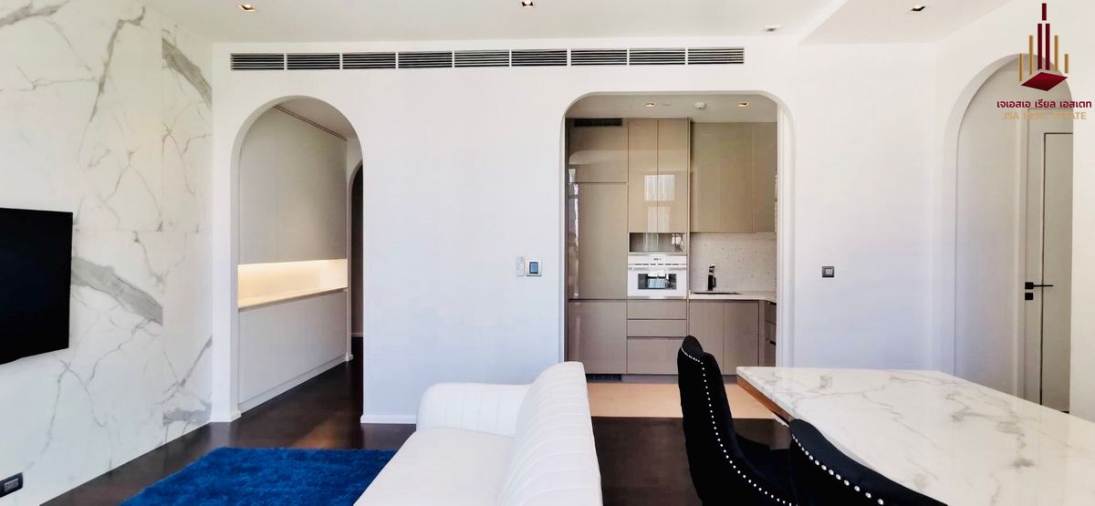 ขายคอนโดสุขุมวิท อโศก ทองหล่อ : ✨ For Sale: The Diplomat 39 Condo ✨  💰 Only 32,860,000 THB