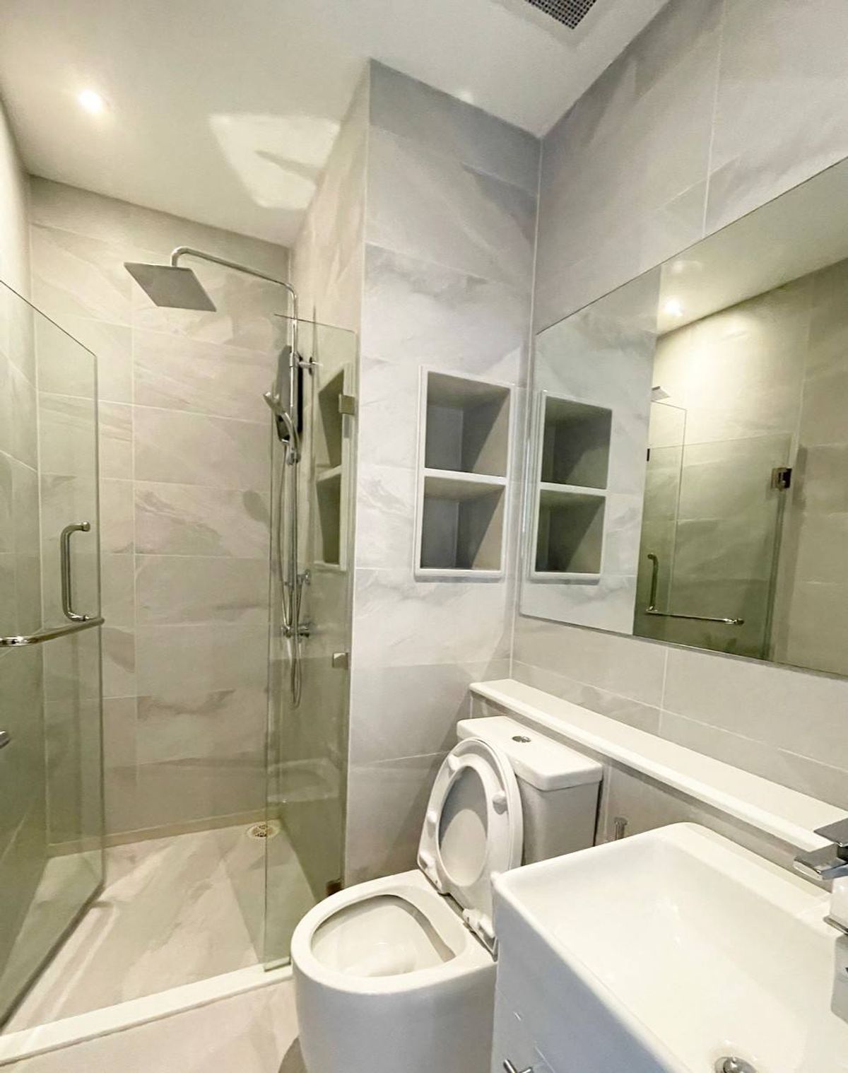 For RentCondoSukhumvit, Asoke, Thonglor : Rhythm Ekkamai Estate for rent, 32,000 baht/month [OMN0002]