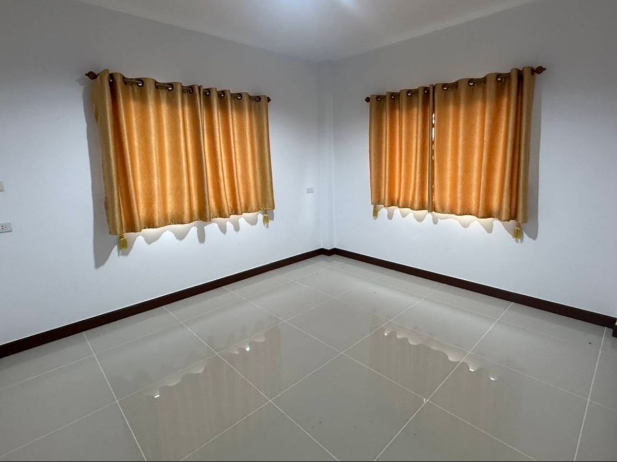 ขายบ้านมีนบุรี-ร่มเกล้า : ลดราคาพิเศษ บ้านเดี่ยว ม.นนทวีแกรนด์6 (51.2 ตร.ว.) 3 นอน 2 น้ำ ใกล้เทคโนโลยีมหานคร 