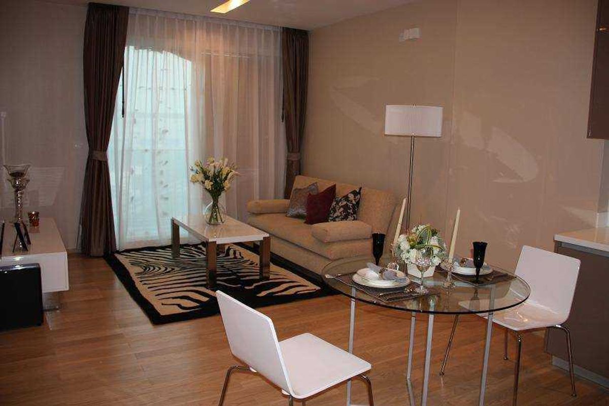 For RentCondoSukhumvit, Asoke, Thonglor : Condo for Rent Siri at Sukhumvit Size: 51.16 sq.m. Near BTS Thong Lo