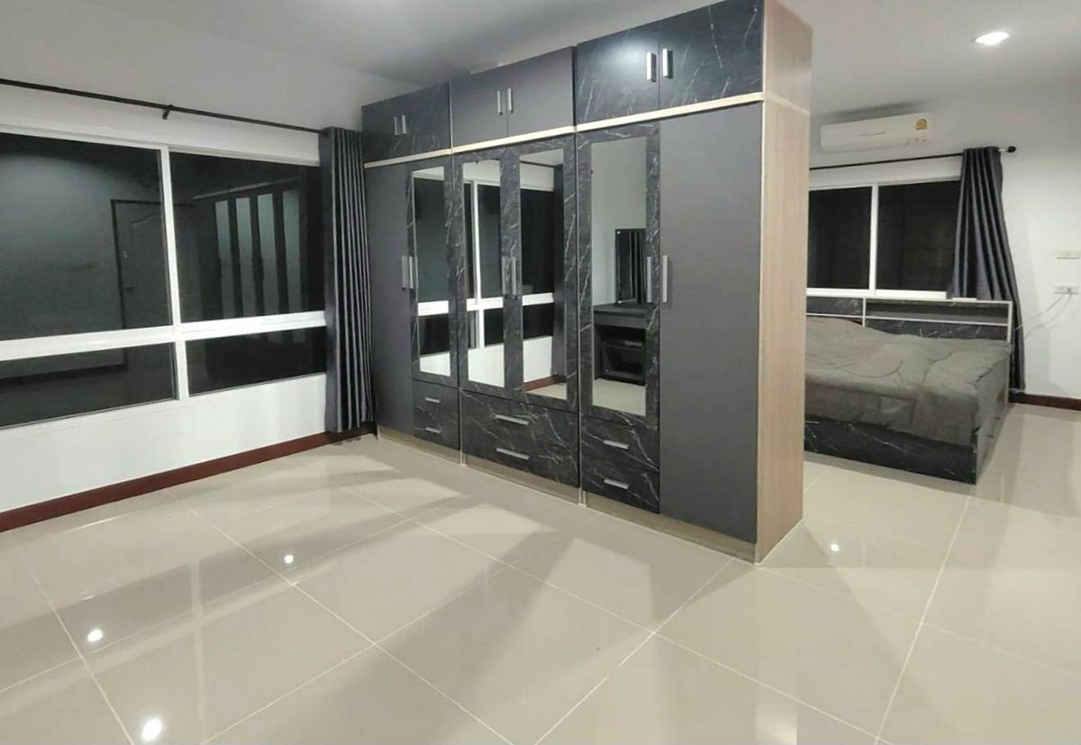 ขายบ้านมีนบุรี-ร่มเกล้า : ลดราคาพิเศษ บ้านเดี่ยว ม.นนทวีแกรนด์6 (51.2 ตร.ว.) 3 นอน 2 น้ำ ใกล้เทคโนโลยีมหานคร 