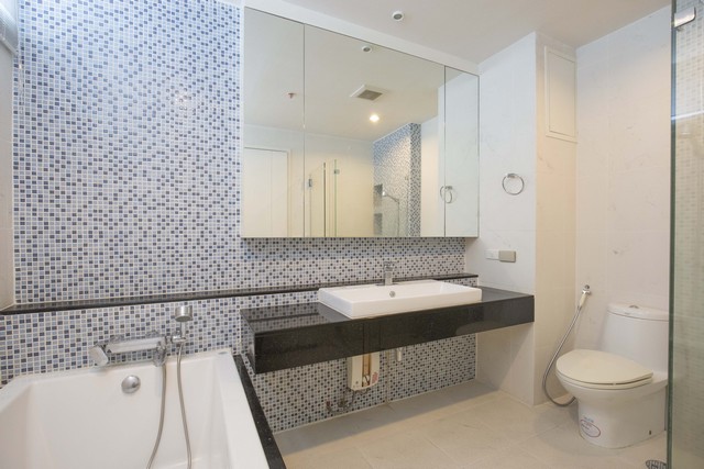 ขายคอนโดสีลม ศาลาแดง บางรัก : 🔥ขายด่วน+🔥เดอะ รอยัล ศาลาแดง ใกล้ BTS ศาลาแดง เฟอร์นิเจอร์ครบ พร้อมเข้าอยู่